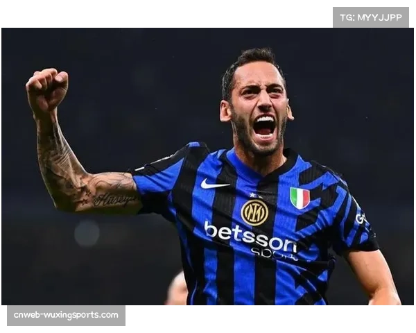 国际米兰对阵维罗纳，恰尔汗奥卢开场十分钟任意球直接得分